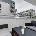 Center Ii By Renters Διαμέρισμα