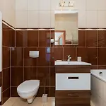 Apartament Center Ii By Renters
