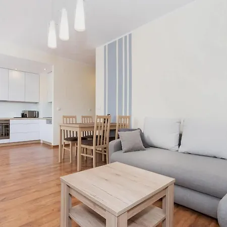 Center Ii By Renters *